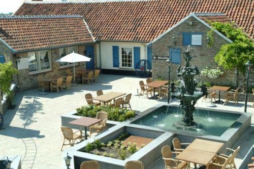 Hotel Restaurant D'Hofstee Zuienkerke Exterior photo