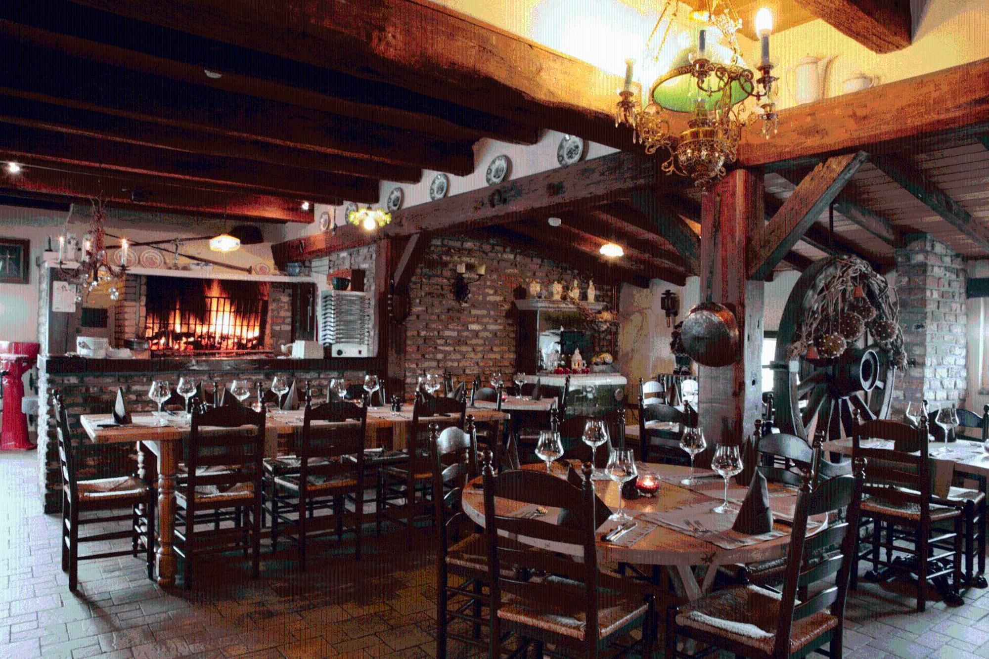 Hotel Restaurant D'Hofstee Zuienkerke Exterior photo